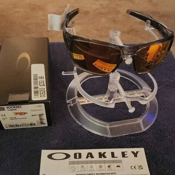 Oakley Turbine